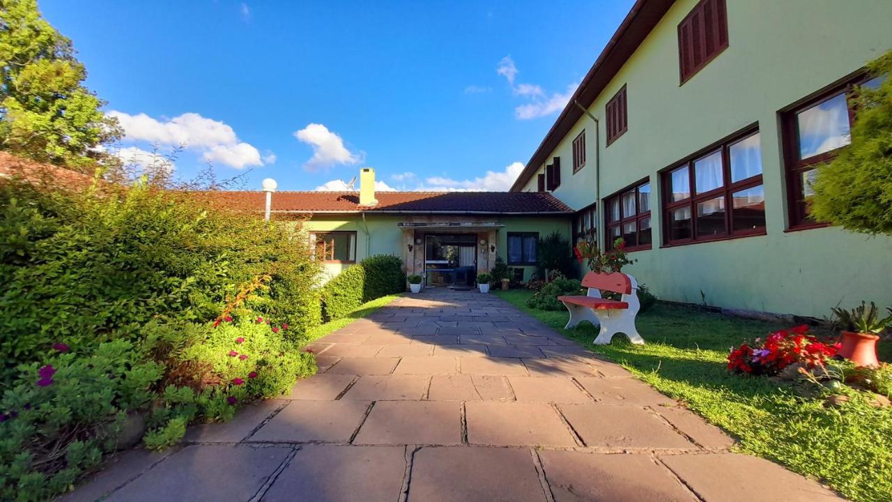 Pousada Casa Da Paz Hotel Gramado Exterior photo